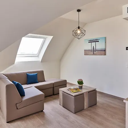 Holiday Suites Zeebrugge Esterno foto